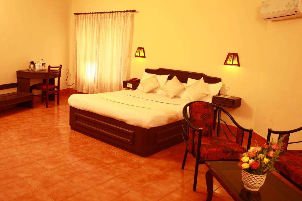Michaels Inn Thekkady Exterior foto